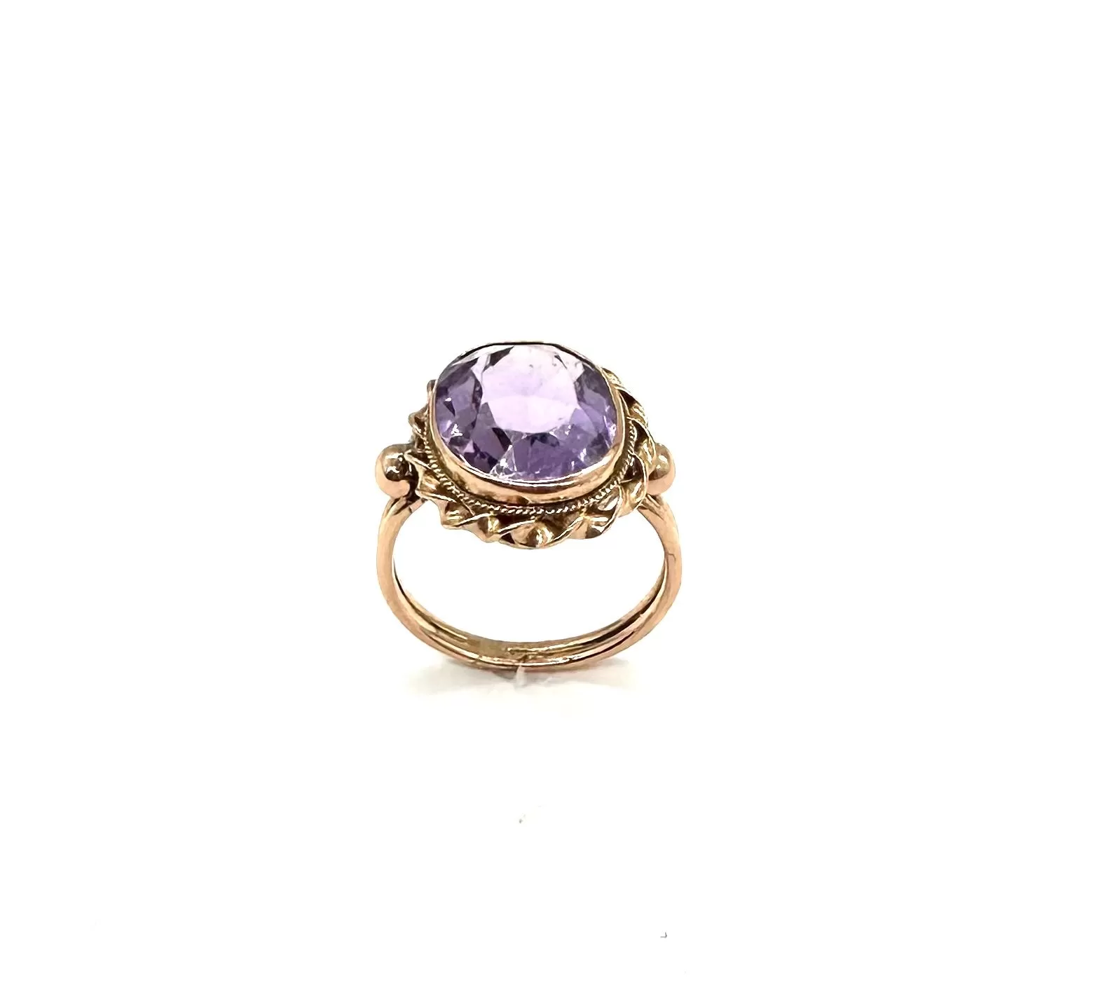 10K Yellow Gold Rope Bezeled Purple Stone