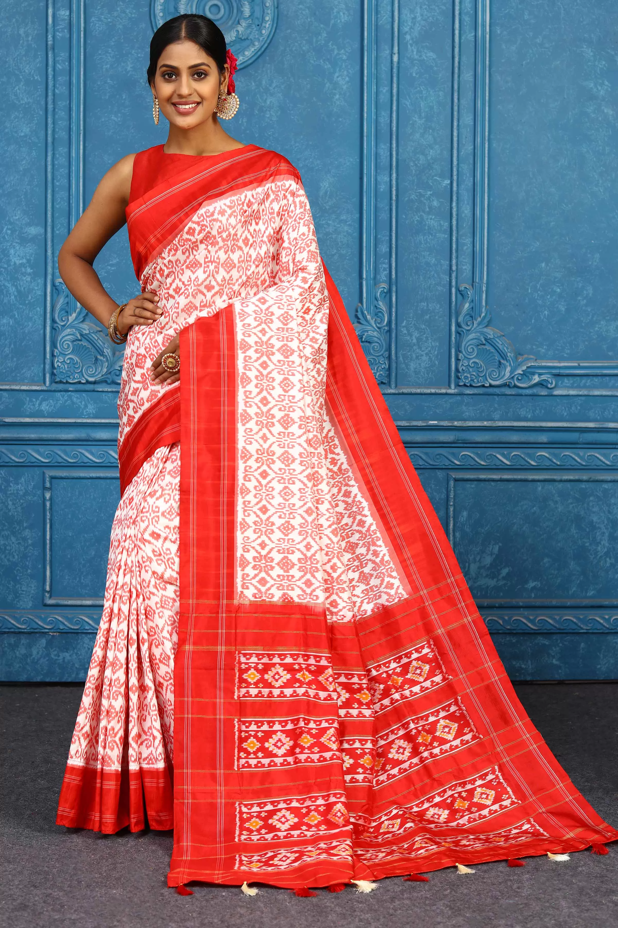 91A439 Cream Pochampally Ikkat Silk Saree with Red Border