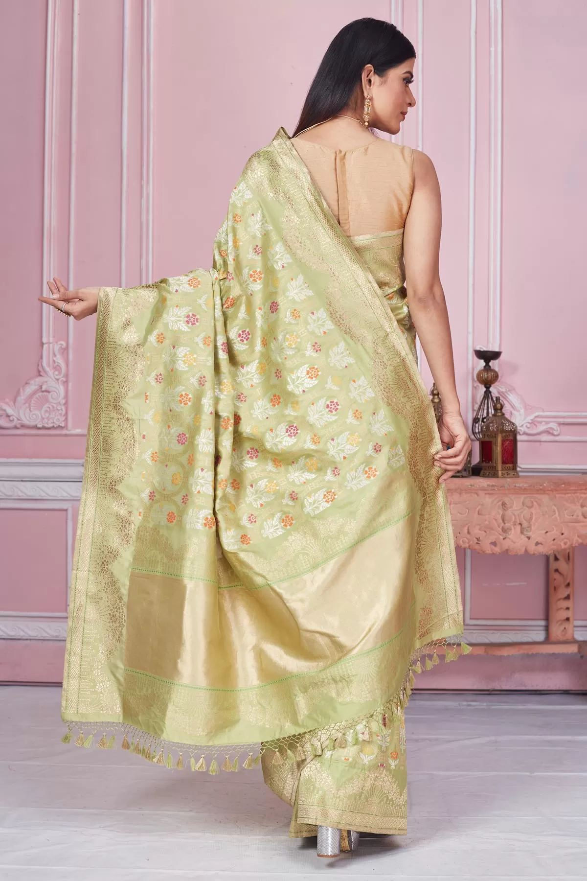 92A205 Pistachio Green Floral Minakari Zari Work Banarasi Saree