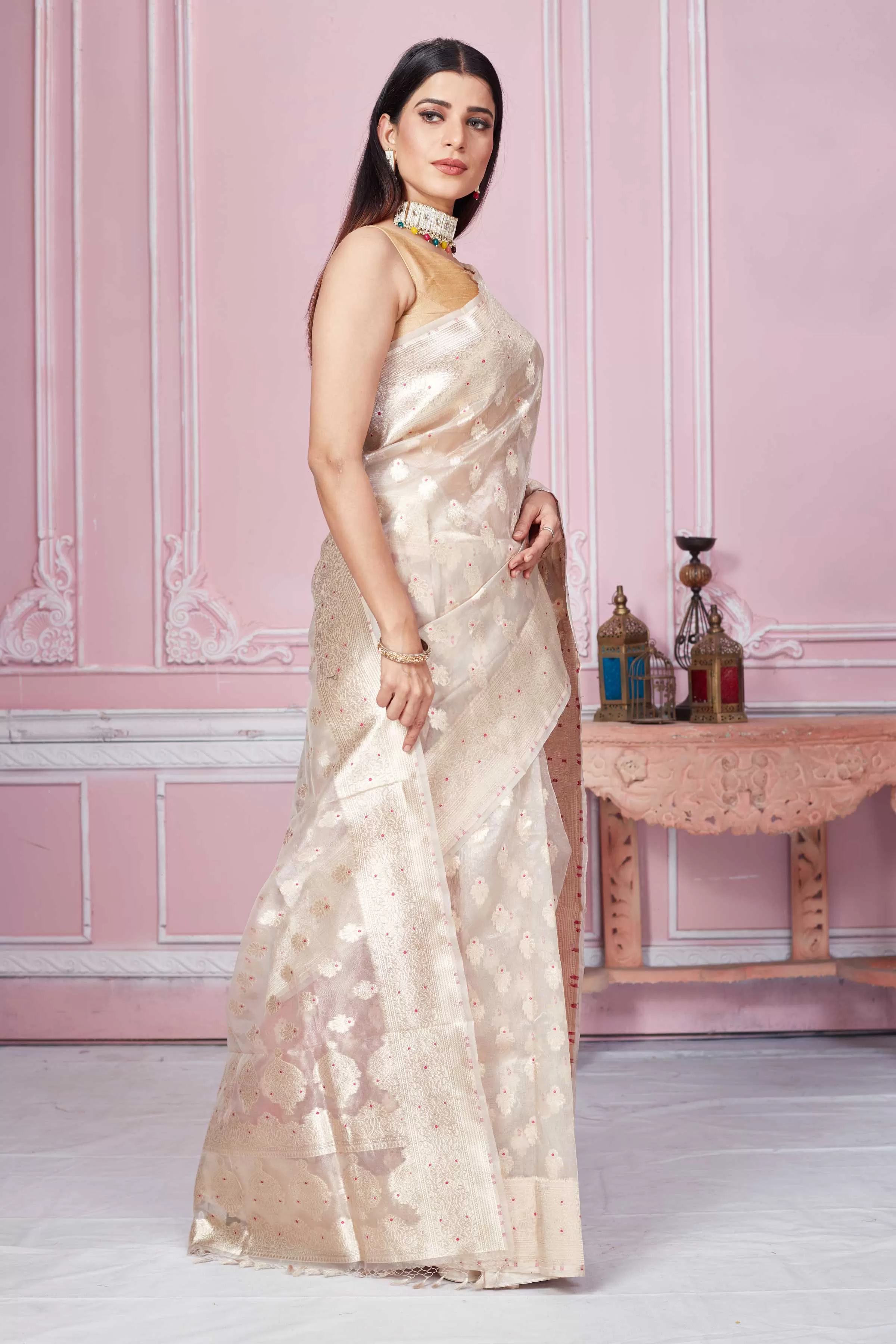 92A273 Cream Banarasi Saree With Zari Minakari Buta