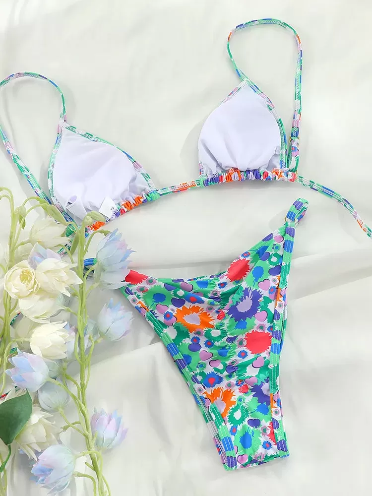 Brasilianischer Micro-Bikini mit Blumenmuster in Petite-Größe