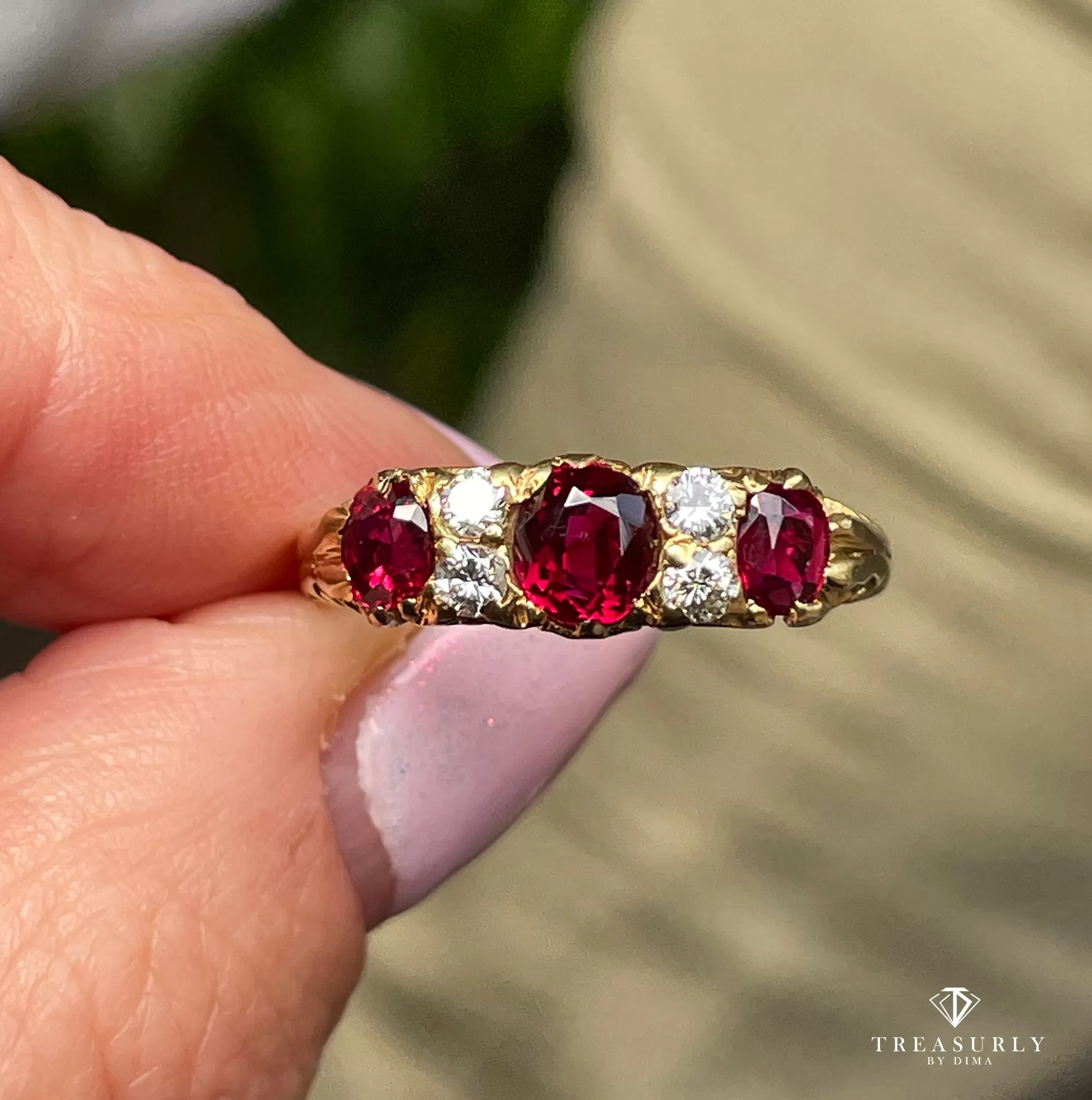 English GIA NO HEAT Vintage 2.20ct Pigeon Blood Red Ruby Trilogy Diamond 18k Gold Ring