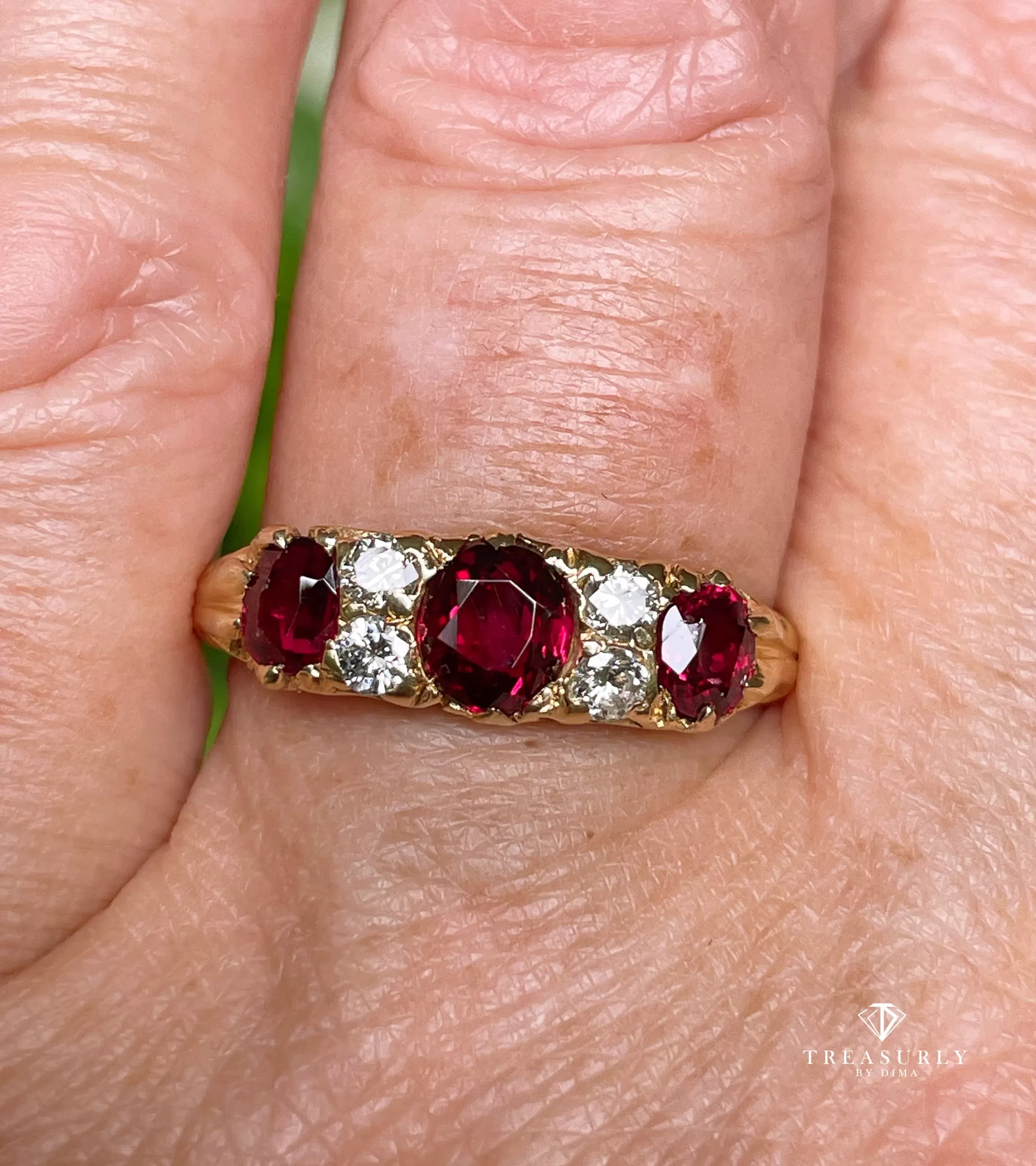 English GIA NO HEAT Vintage 2.20ct Pigeon Blood Red Ruby Trilogy Diamond 18k Gold Ring