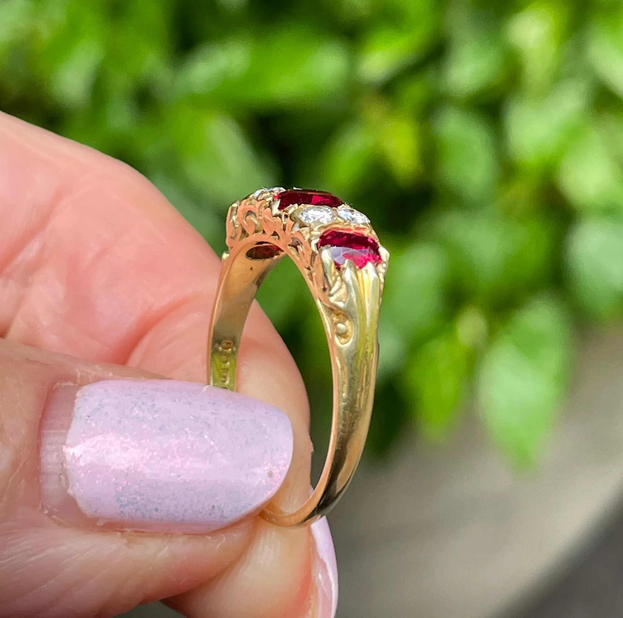 English GIA NO HEAT Vintage 2.20ct Pigeon Blood Red Ruby Trilogy Diamond 18k Gold Ring